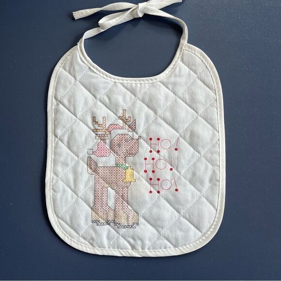 Vintage Bucilla Quilted Bibs Christmas Stamped Cross Stitch Set/6 Santa Reindeer - Picture 5 of 8